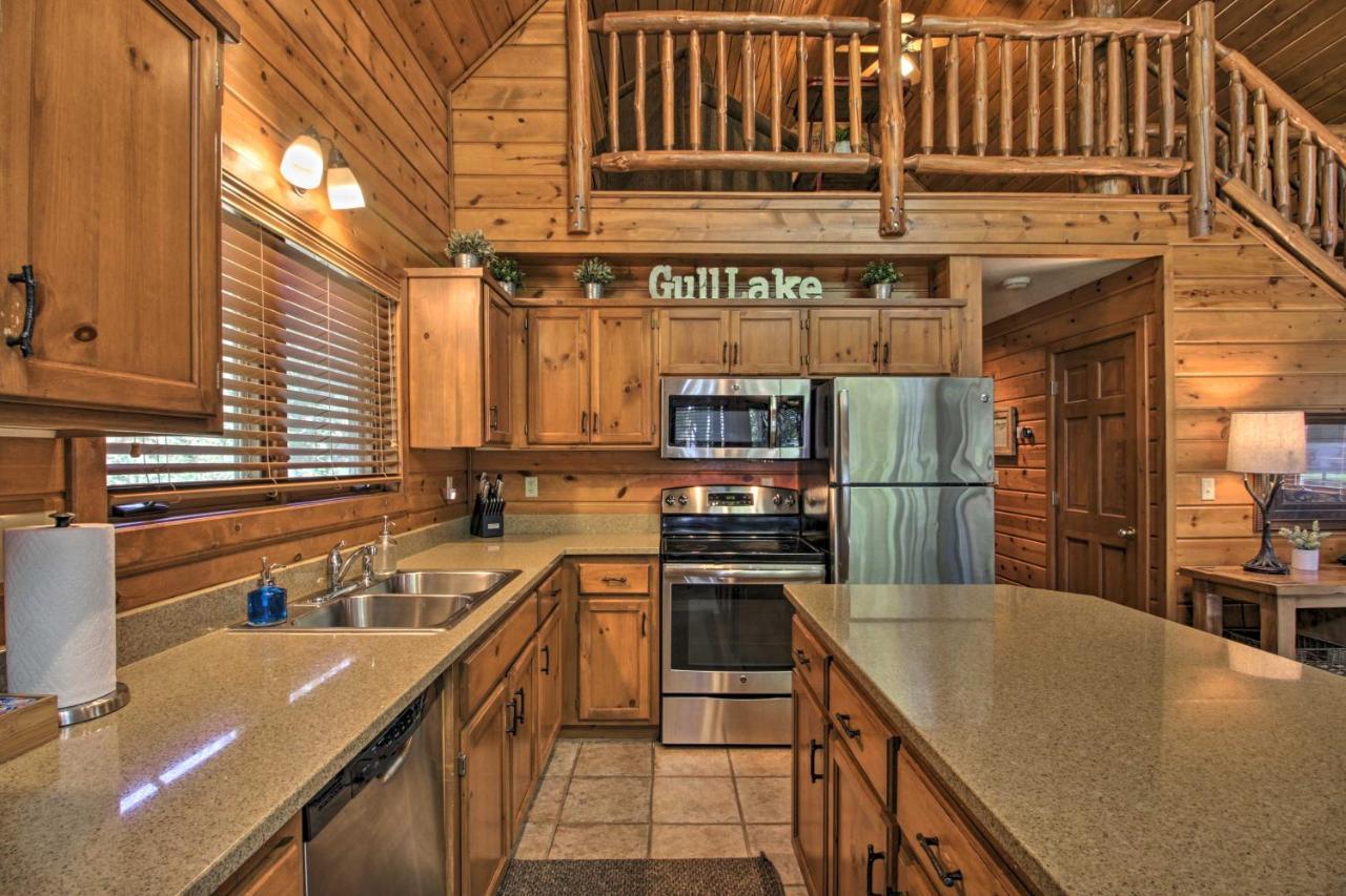 Alluring Nisswa Cabin On Gull Lake With Fireplace! Eksteriør billede