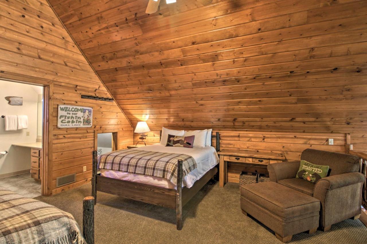 Alluring Nisswa Cabin On Gull Lake With Fireplace! Eksteriør billede